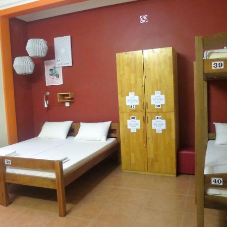 Envoy Hostel Phnom Penh Extérieur photo