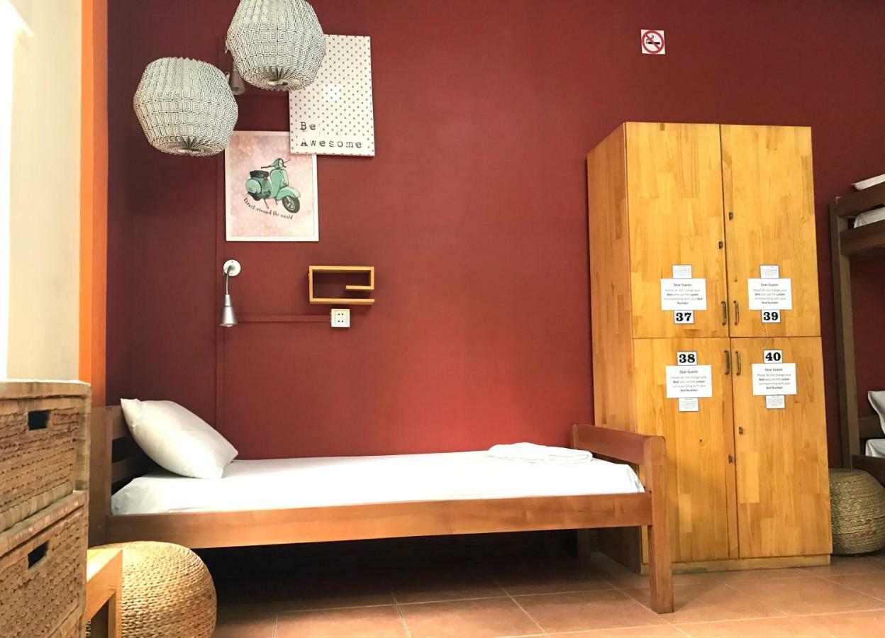 Envoy Hostel Phnom Penh Extérieur photo